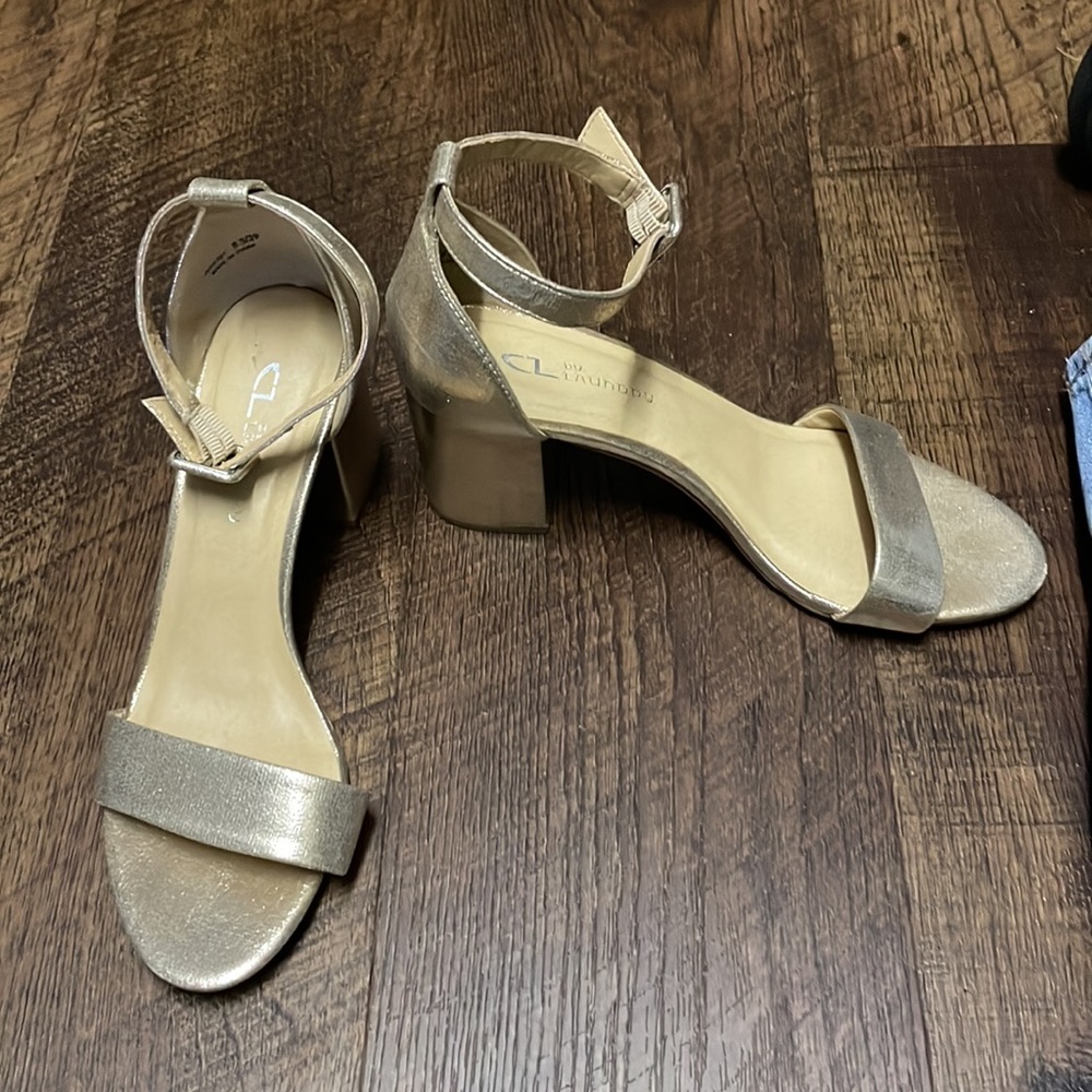 Gold CL by Laundry block heel sandals - Picture 3 of 7